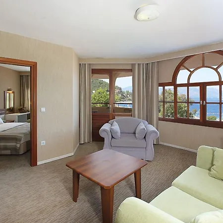 호텔 포르투나 비치