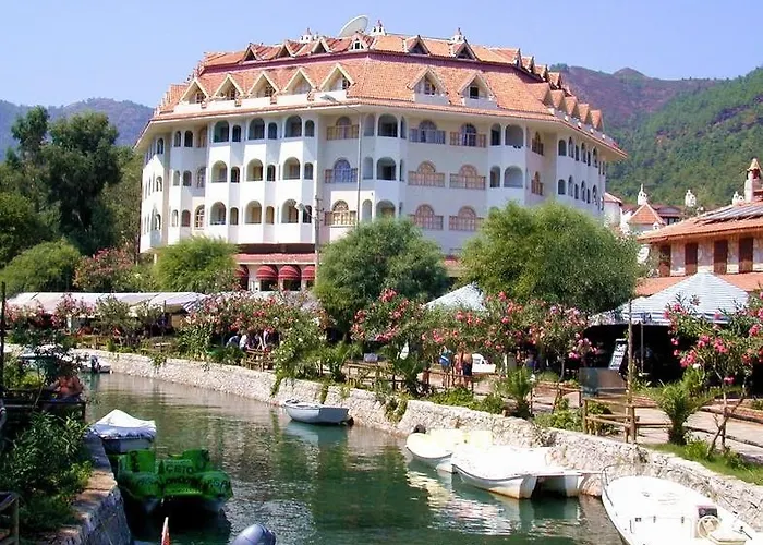 Hotel Fortuna İçmeler